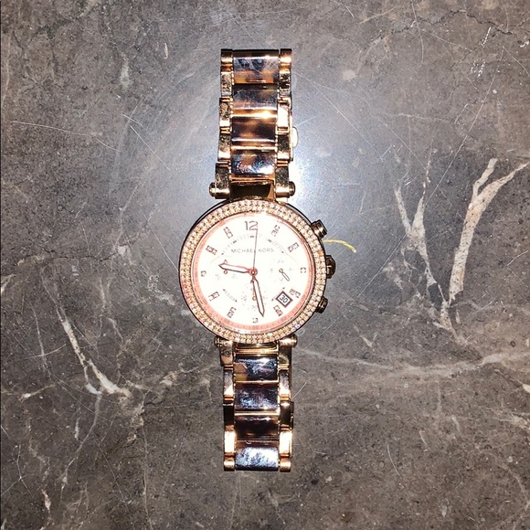 Rose gold Tortoise shell Michael Kors watch - Picture 1 of 4